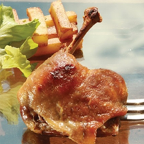 Une CUISSE de Canard Landais CONFIT sous vide